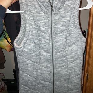 Maurices vest